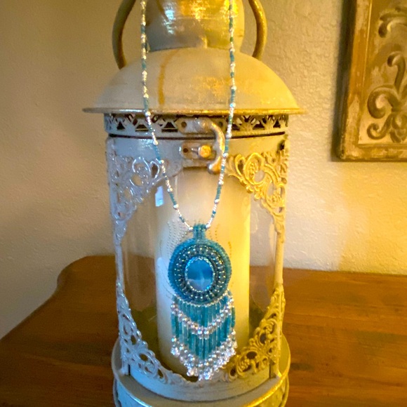 Hand beaded cabachon with fringe - Picture 4 of 6